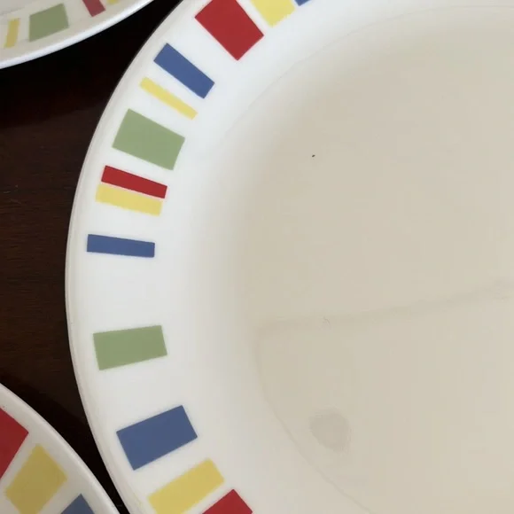 COPY - Corelle Colorful “Memphis” 4 Dinner Plates - Picture 9 of 11